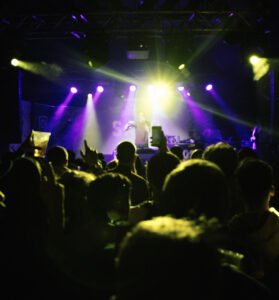 standards-crowd-3